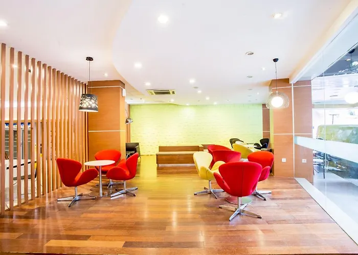 Life Hotel Sudirman Surabaya